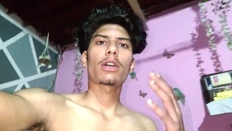 Mon membre a tellement grossi HD Gay movie